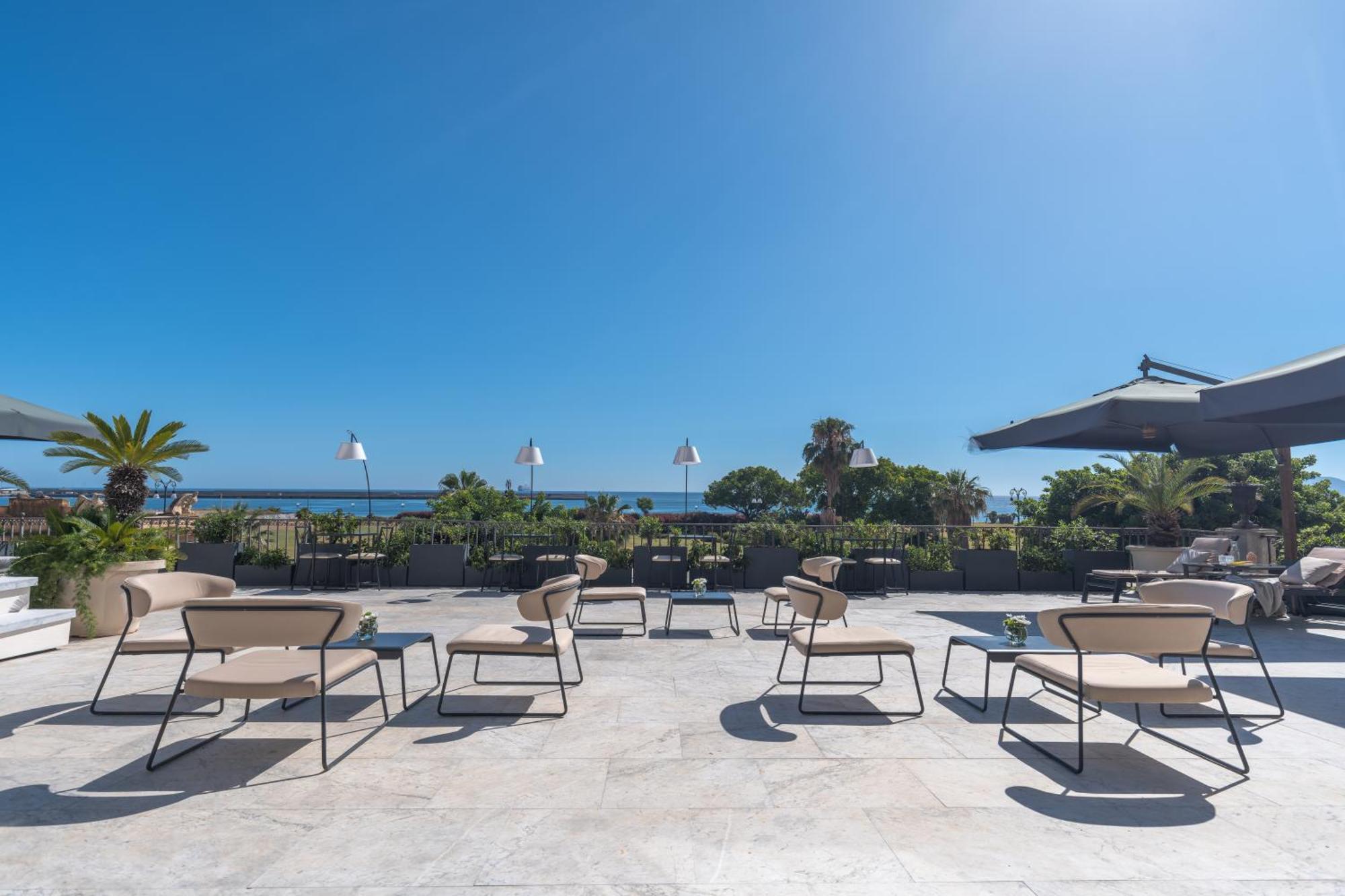 Bed and breakfast L' Hotellerie Easy 2*